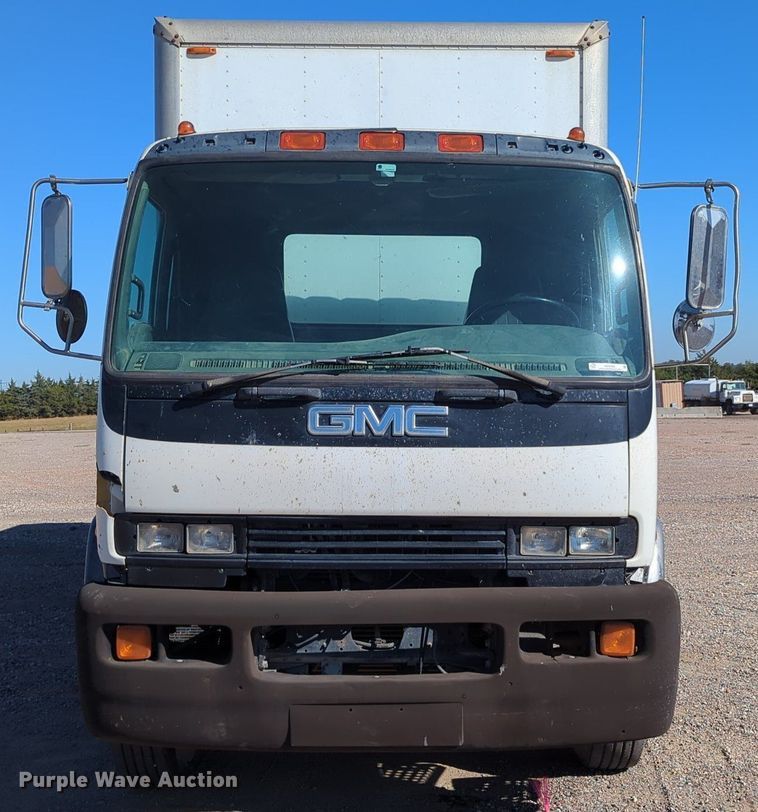 image for item MX9482 1998 GMC T6500  box truck