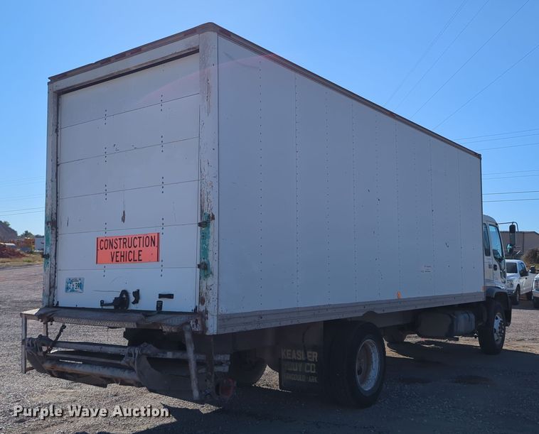 image for item MX9482 1998 GMC T6500  box truck