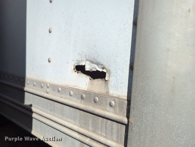 image for item MX9482 1998 GMC T6500  box truck