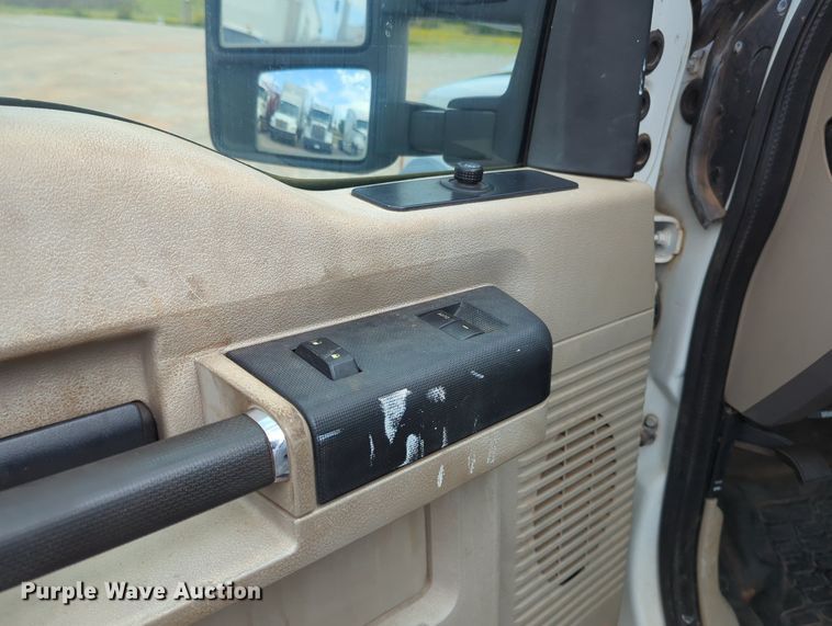 image for item MX9486 2008 Ford F450 Super Duty XL  truck cab and chassis