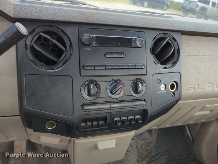 image for item MX9486 2008 Ford F450 Super Duty XL  truck cab and chassis