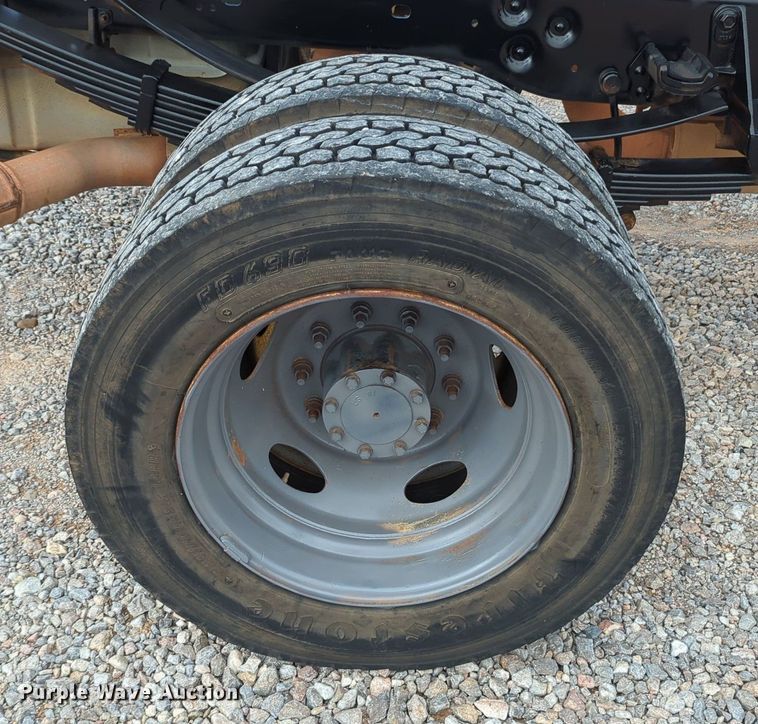 image for item MX9486 2008 Ford F450 Super Duty XL  truck cab and chassis