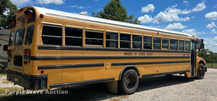 image for item NA9100 2006 Blue Bird  school bus