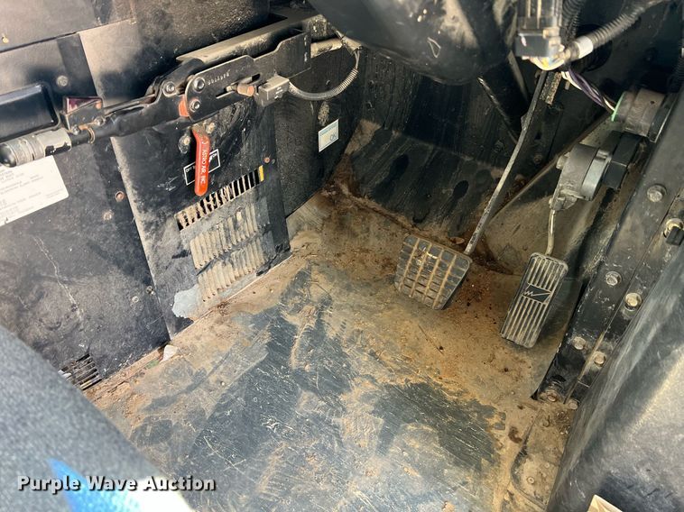 image for item NA9100 2006 Blue Bird  school bus