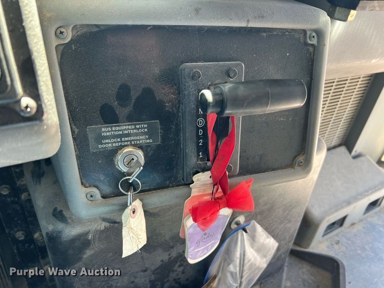 image for item NA9100 2006 Blue Bird  school bus