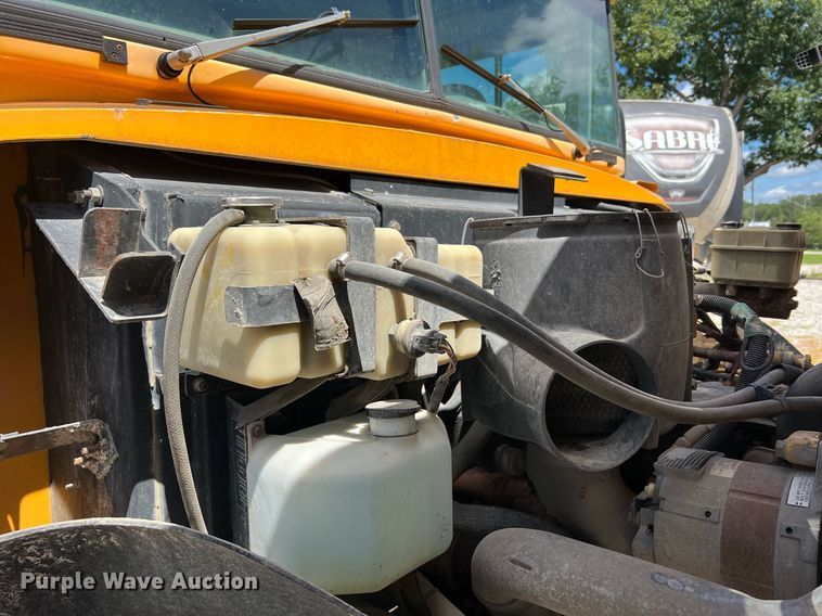 image for item NA9100 2006 Blue Bird  school bus