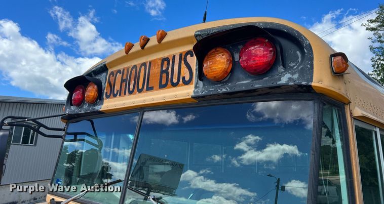image for item NA9100 2006 Blue Bird  school bus