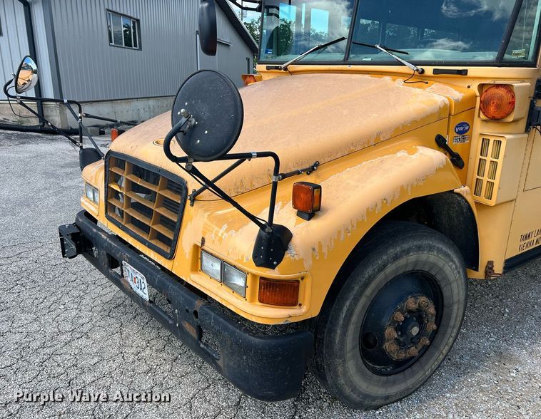 image for item NA9100 2006 Blue Bird  school bus