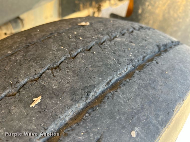 image for item NA9100 2006 Blue Bird  school bus