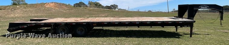 image for item NA9673 2018 Road Boss Trailers  equipment trailer