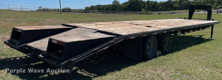 image for item NA9673 2018 Road Boss Trailers  equipment trailer