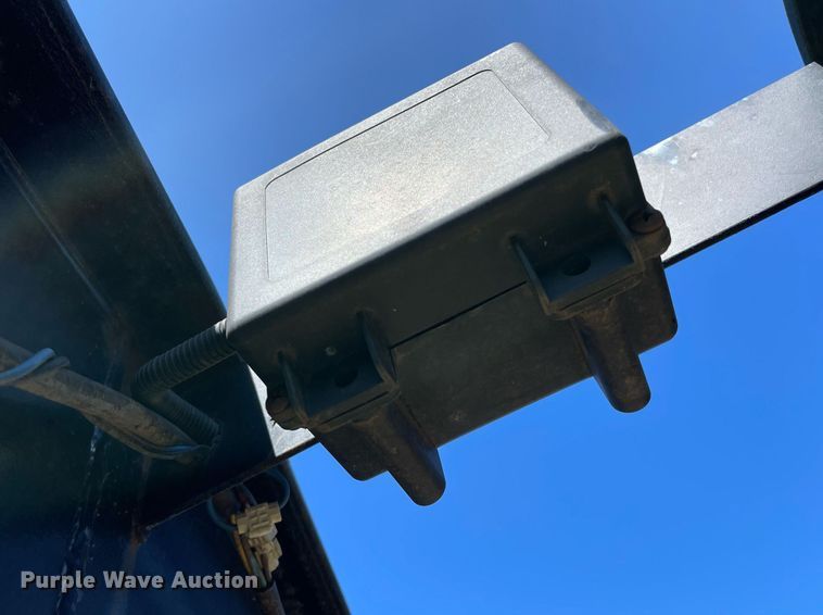 image for item NA9673 2018 Road Boss Trailers  equipment trailer