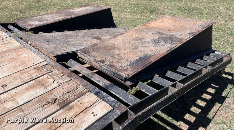 image for item NA9673 2018 Road Boss Trailers  equipment trailer