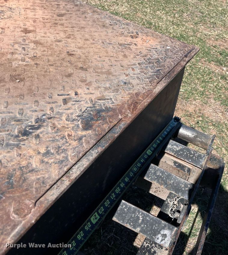 image for item NA9673 2018 Road Boss Trailers  equipment trailer