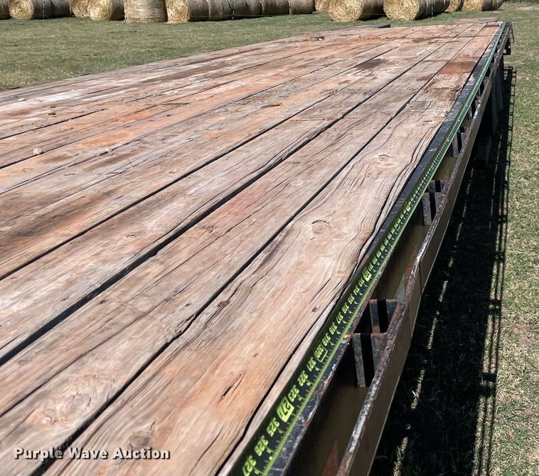 image for item NA9673 2018 Road Boss Trailers  equipment trailer