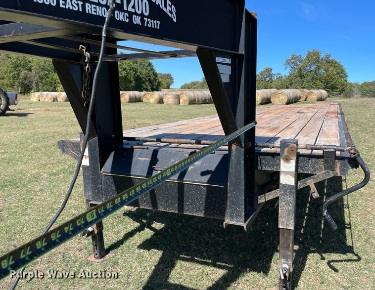 image for item NA9673 2018 Road Boss Trailers  equipment trailer