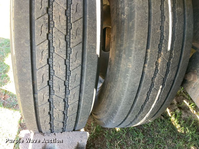 image for item NA9673 2018 Road Boss Trailers  equipment trailer