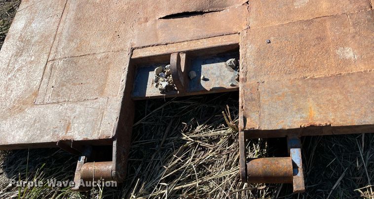 image for item NA9690 Roll-off flatbed