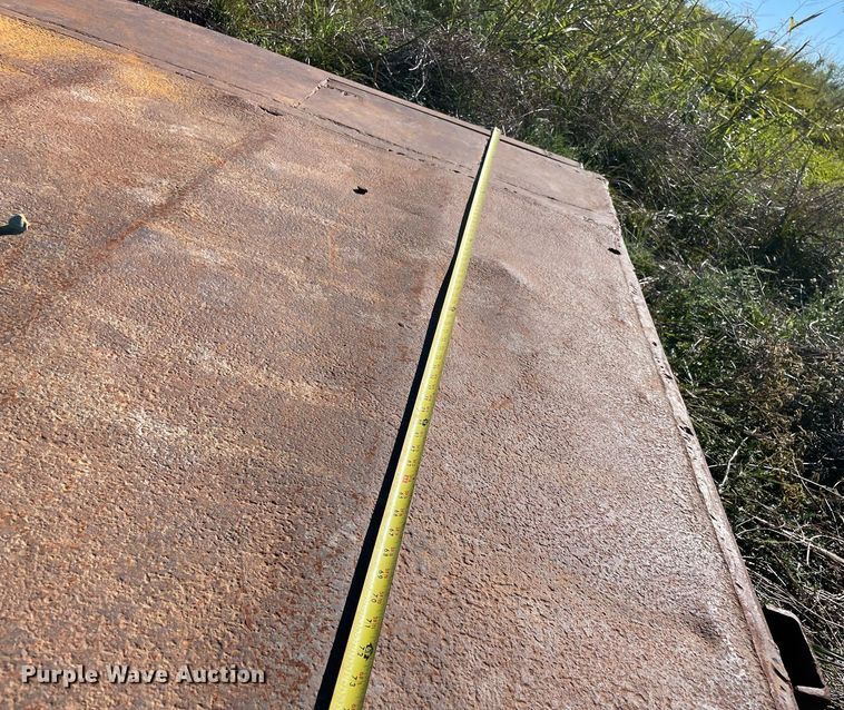 image for item NA9690 Roll-off flatbed