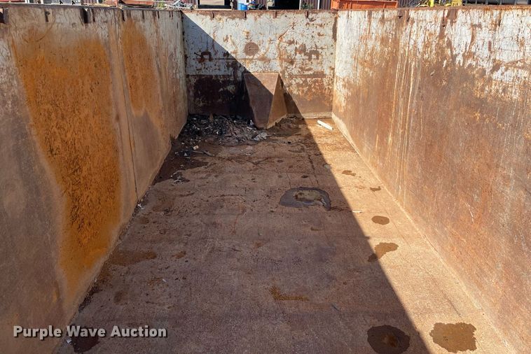 image for item NA9692 Roll-off container