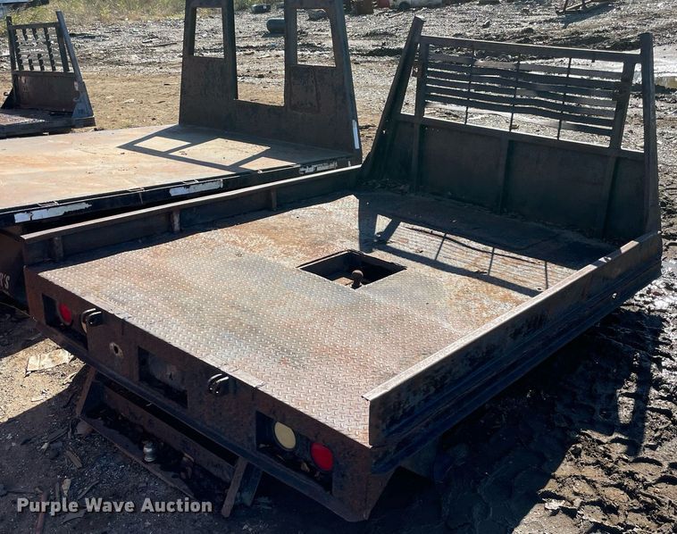 image for item NA9694 Flatbed pickup truck bed