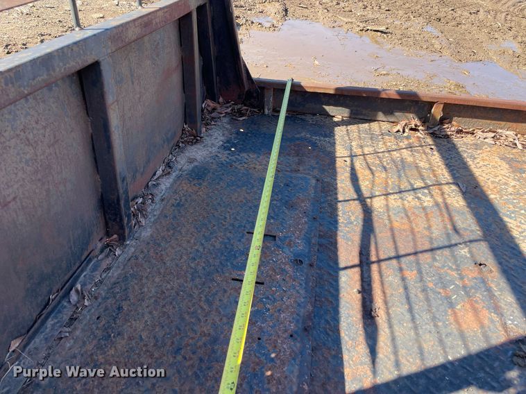 image for item NA9694 Flatbed pickup truck bed