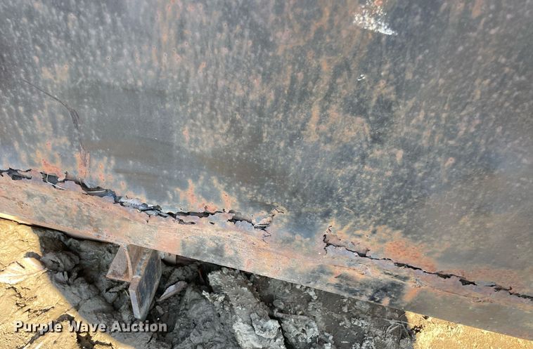 image for item NA9694 Flatbed pickup truck bed