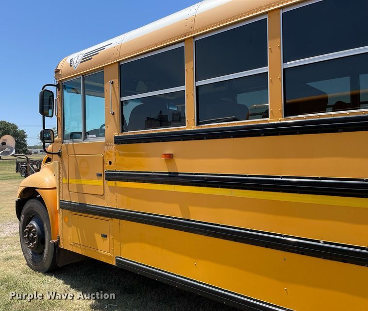 image for item NH9747 2012 IC CE  school bus
