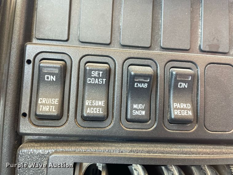 image for item NH9747 2012 IC CE  school bus