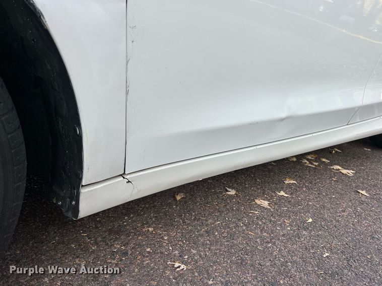 image for item NI9084 2015 Chrysler 200 