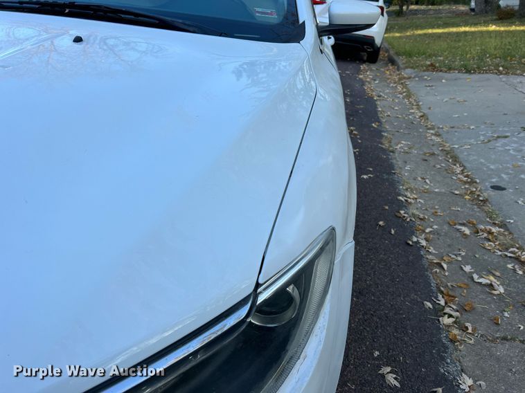 image for item NI9084 2015 Chrysler 200 