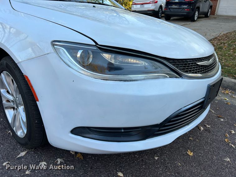 image for item NI9084 2015 Chrysler 200 