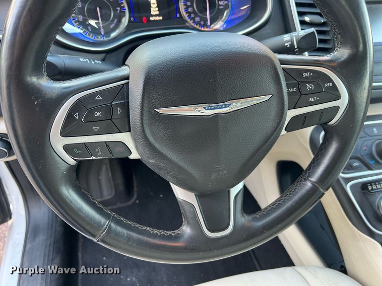 image for item NI9084 2015 Chrysler 200 