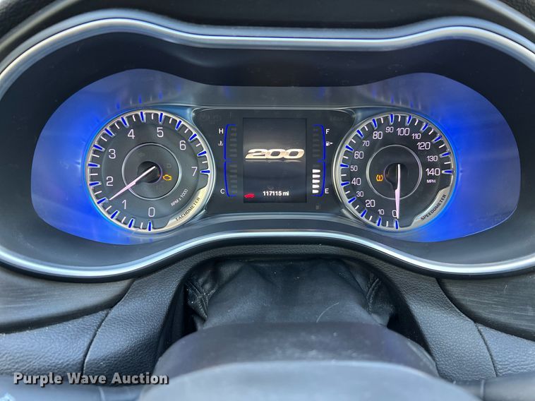 image for item NI9084 2015 Chrysler 200 