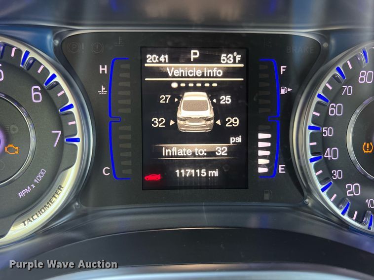 image for item NI9084 2015 Chrysler 200 