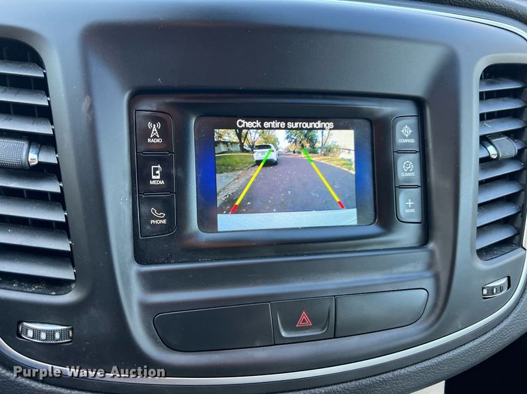 image for item NI9084 2015 Chrysler 200 