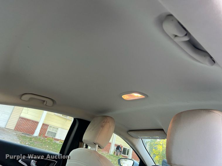 image for item NI9084 2015 Chrysler 200 