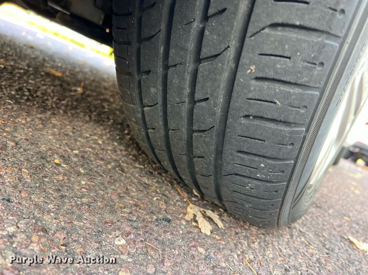 image for item NI9084 2015 Chrysler 200 