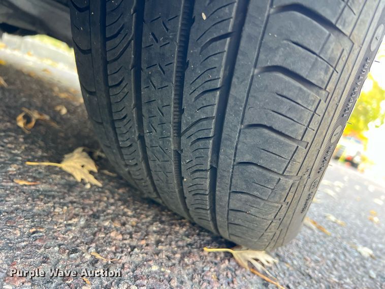 image for item NI9084 2015 Chrysler 200 