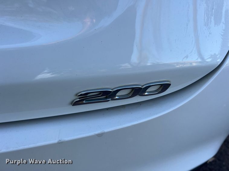 image for item NI9084 2015 Chrysler 200 