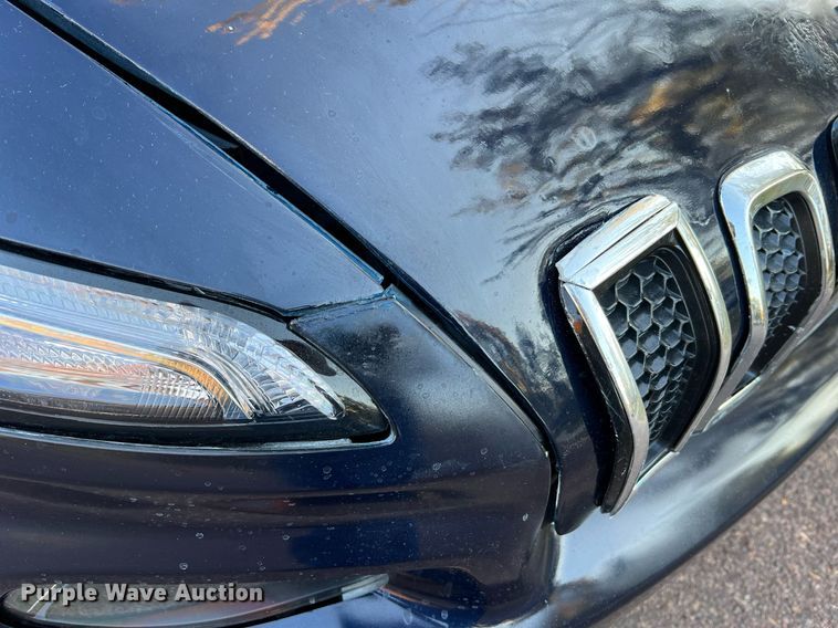 image for item NI9085 2016 Jeep Cherokee Sport  SUV