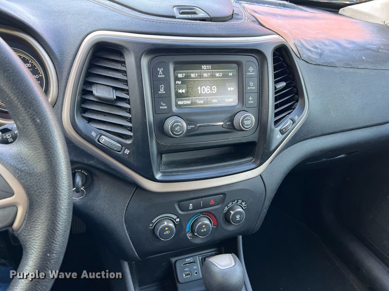 image for item NI9085 2016 Jeep Cherokee Sport  SUV