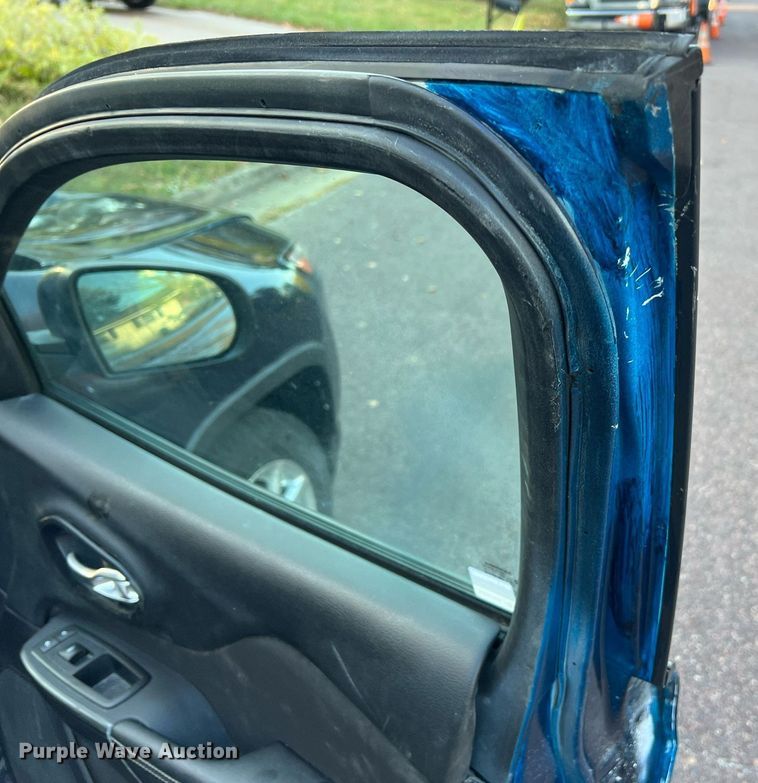 image for item NI9085 2016 Jeep Cherokee Sport  SUV