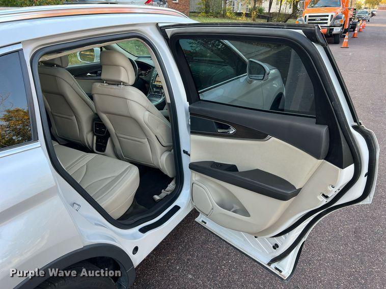 image for item NI9086 2017 Lincoln MKX  SUV