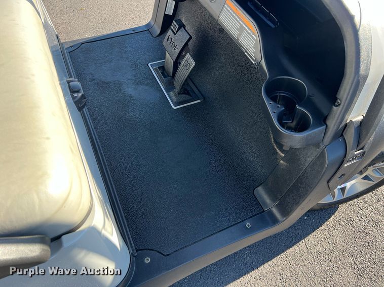 image for item NI9113 2019 Club Car Tempo  golf cart