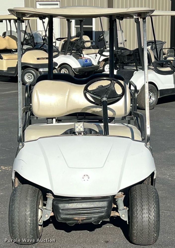 image for item NI9114 2013 Yamaha YDRAX3  golf cart
