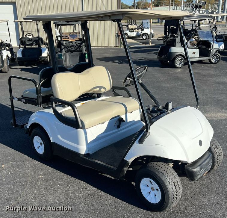 image for item NI9114 2013 Yamaha YDRAX3  golf cart