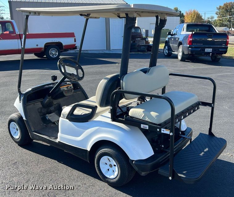 image for item NI9114 2013 Yamaha YDRAX3  golf cart
