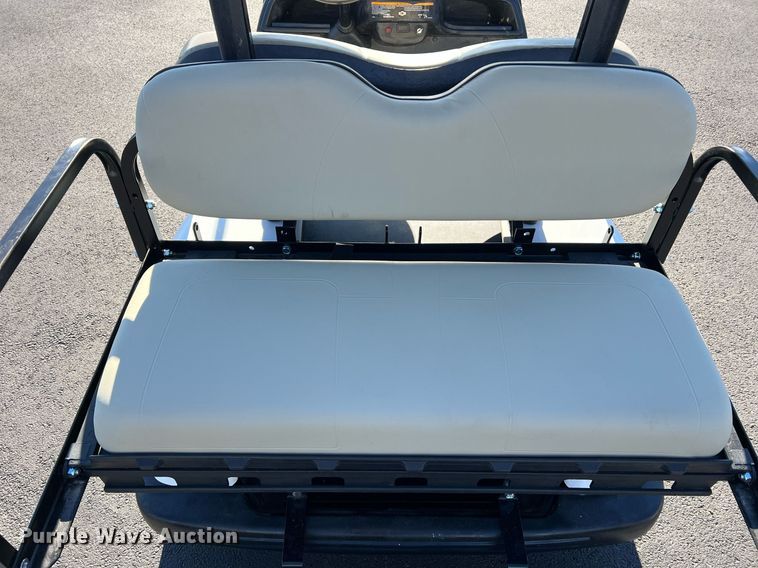 image for item NI9114 2013 Yamaha YDRAX3  golf cart