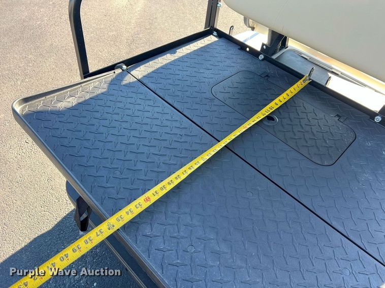 image for item NI9114 2013 Yamaha YDRAX3  golf cart